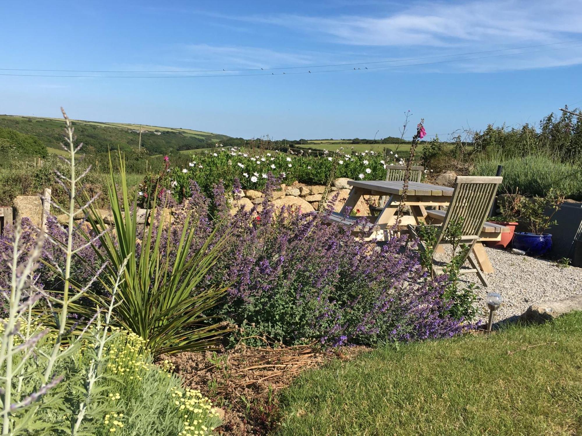 Trengothal Barn Lägenhet Porthcurno Exteriör bild