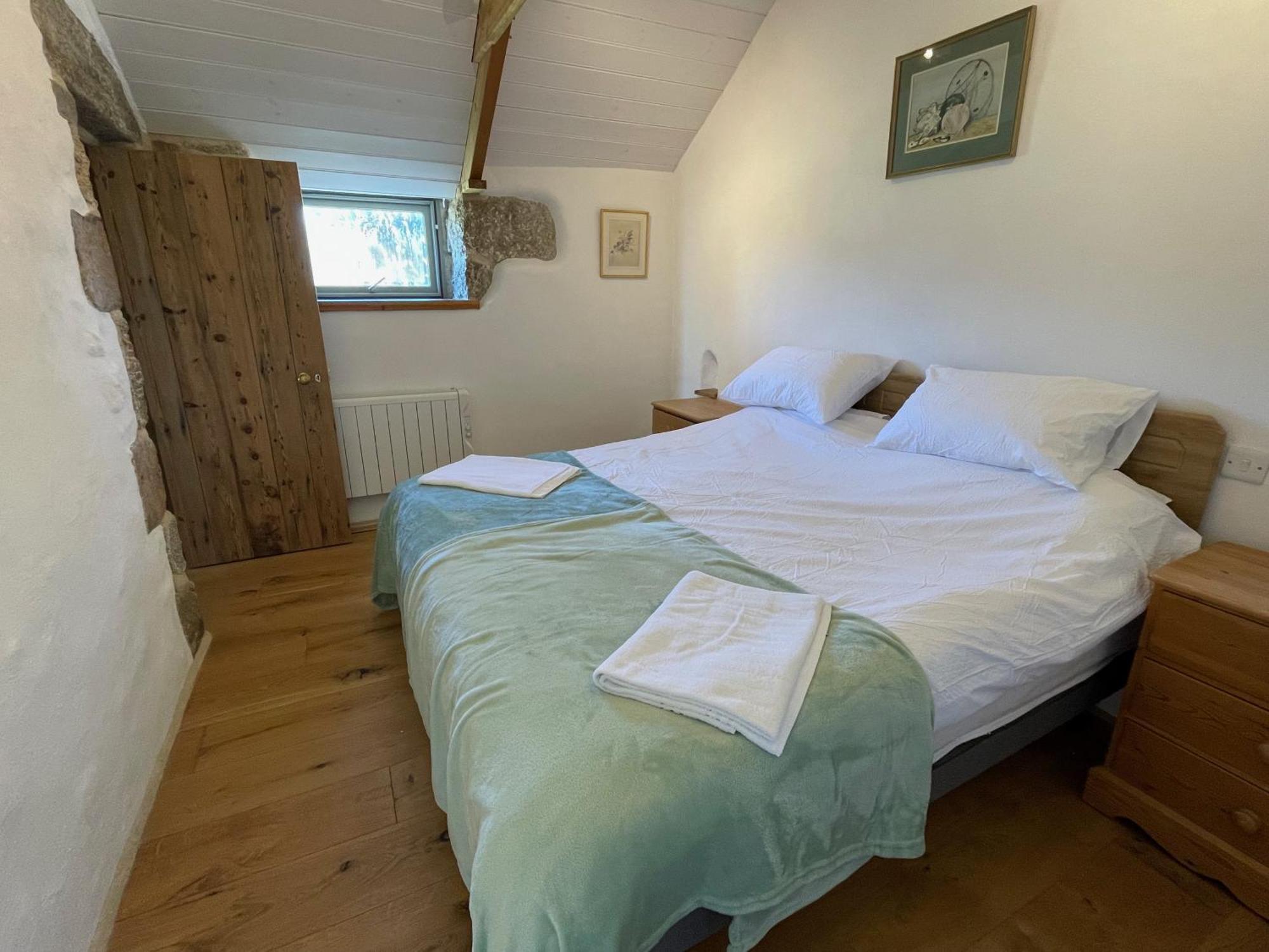 Trengothal Barn Lägenhet Porthcurno Exteriör bild