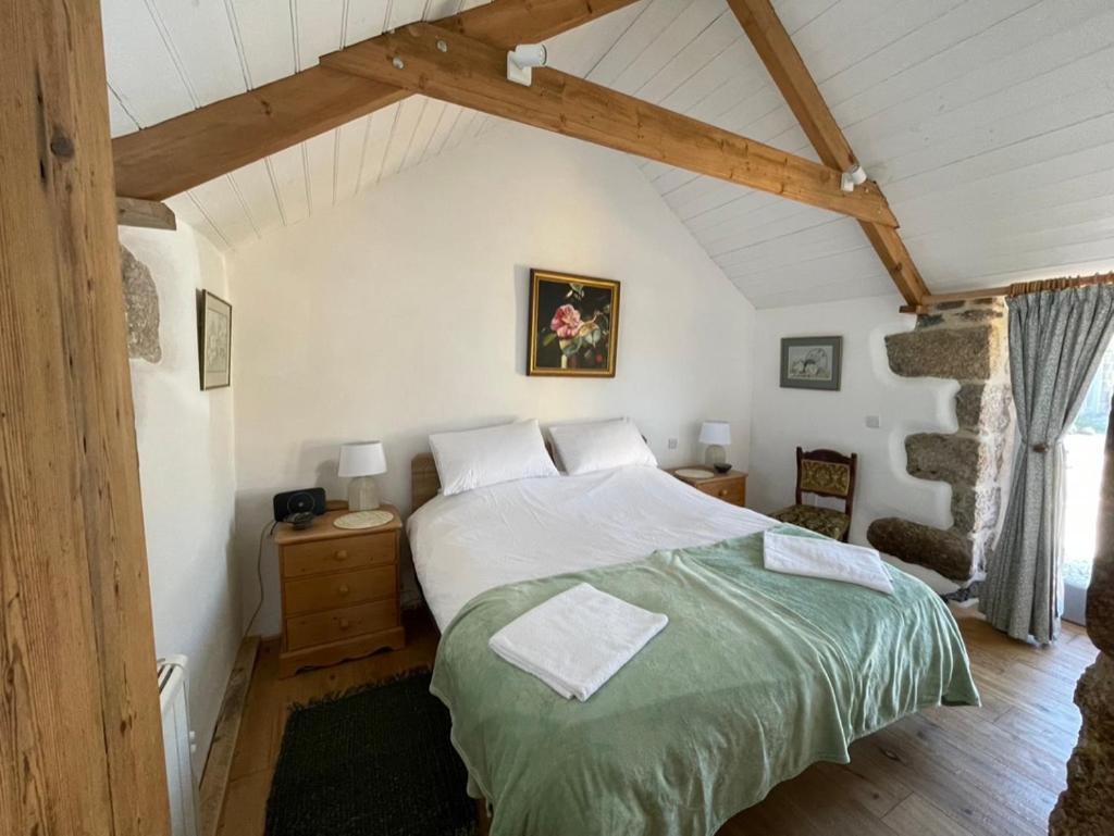 Trengothal Barn Lägenhet Porthcurno Exteriör bild