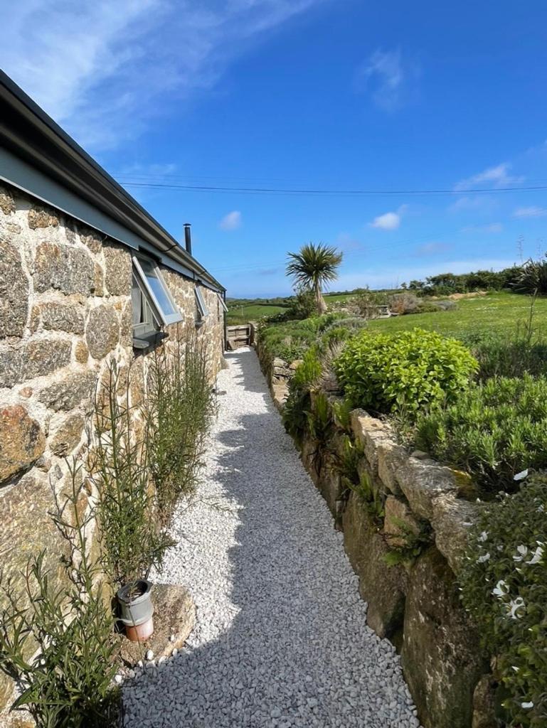 Trengothal Barn Lägenhet Porthcurno Exteriör bild