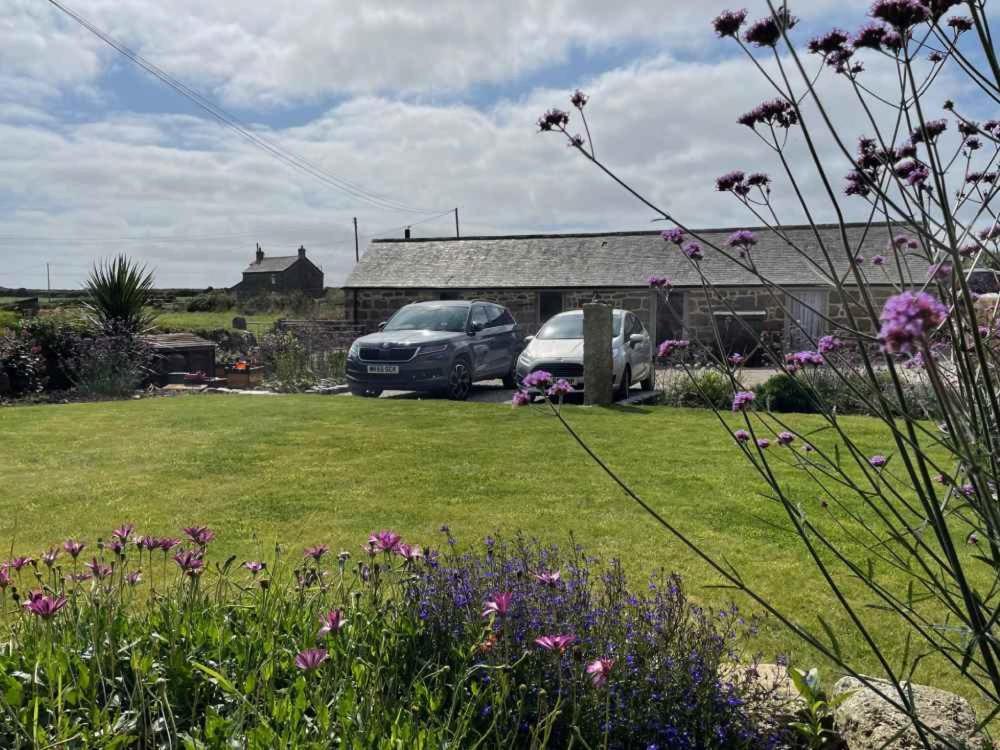 Trengothal Barn Lägenhet Porthcurno Exteriör bild
