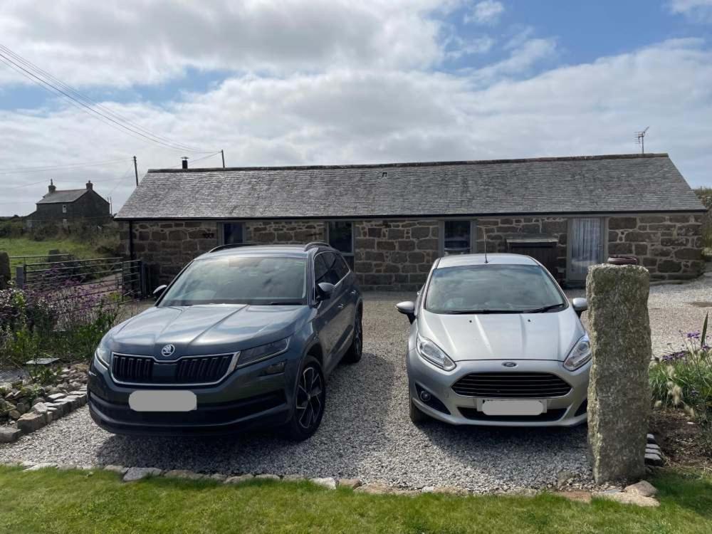 Trengothal Barn Lägenhet Porthcurno Exteriör bild